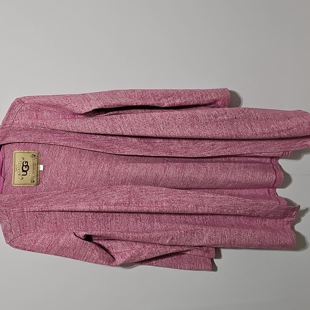 UGG Pink Robe - Picture 4 of 10
